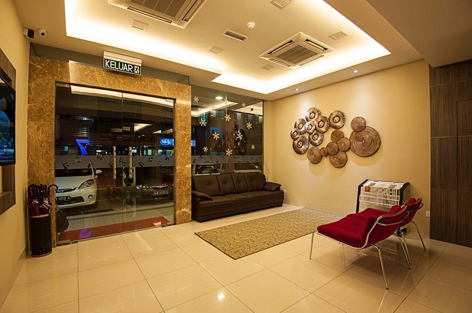 Seven Hotel Putatan Kültér fotó