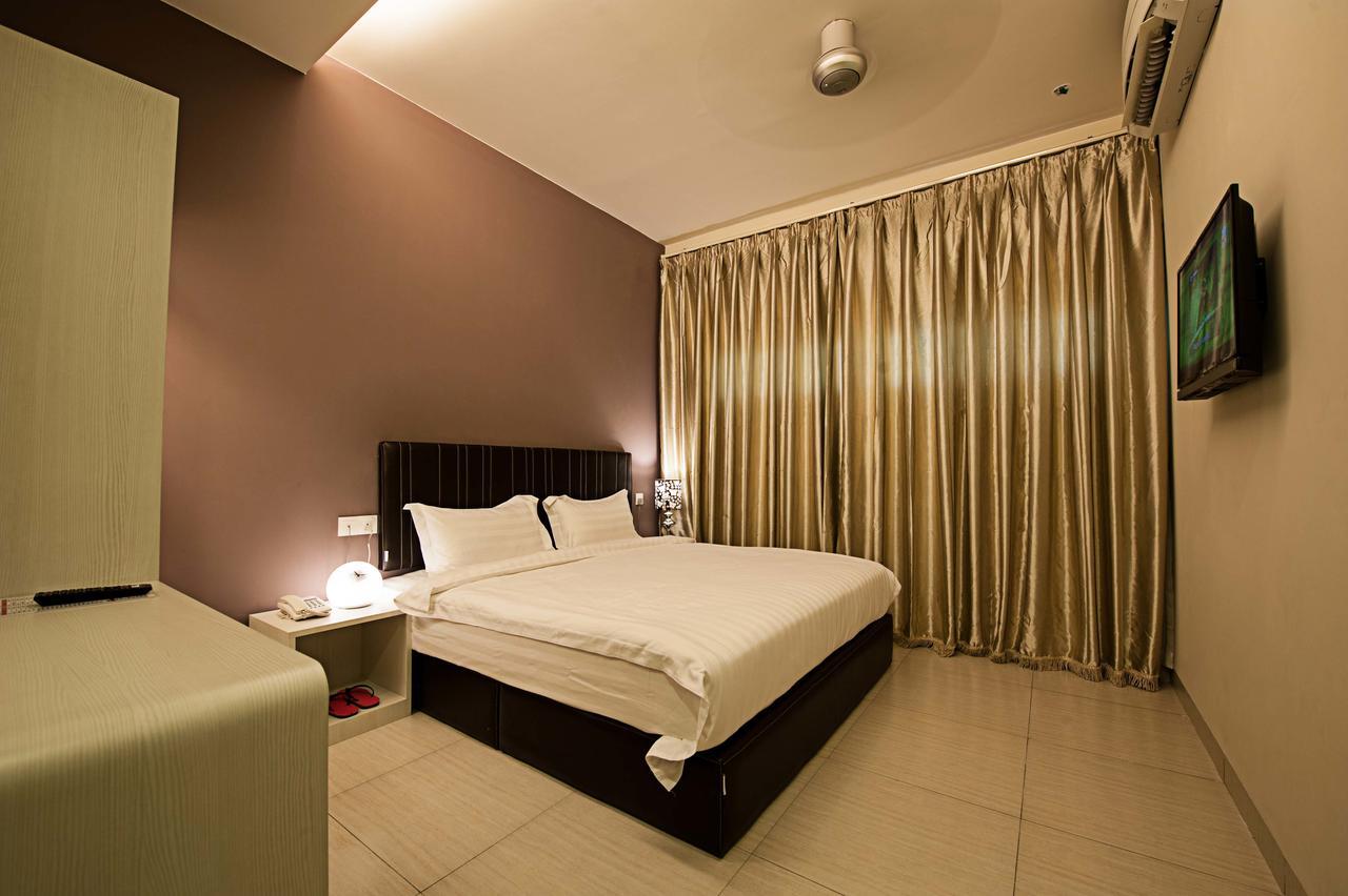 Seven Hotel Putatan Kültér fotó