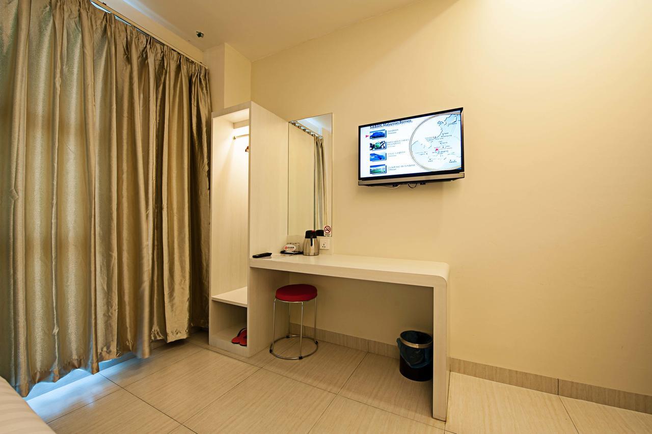 Seven Hotel Putatan Kültér fotó
